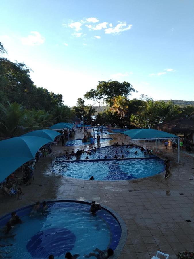 C204 Aldeia Do Lago: Lakeside Retreat with Aqua Park & EV Charging Caldas Novas Exterior photo